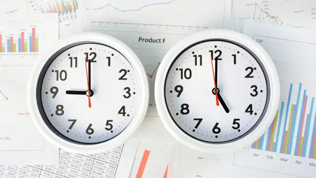 how does outsourcing work​